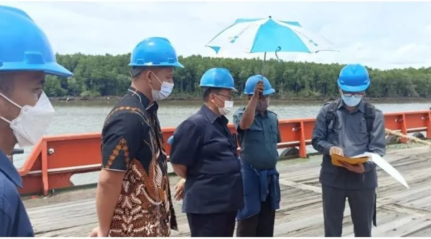 Pelaksanaan Pengangkatan Sita Eksekusi Terhadap Objek Sita Eksekusi Berupa Kapal Landing Craft