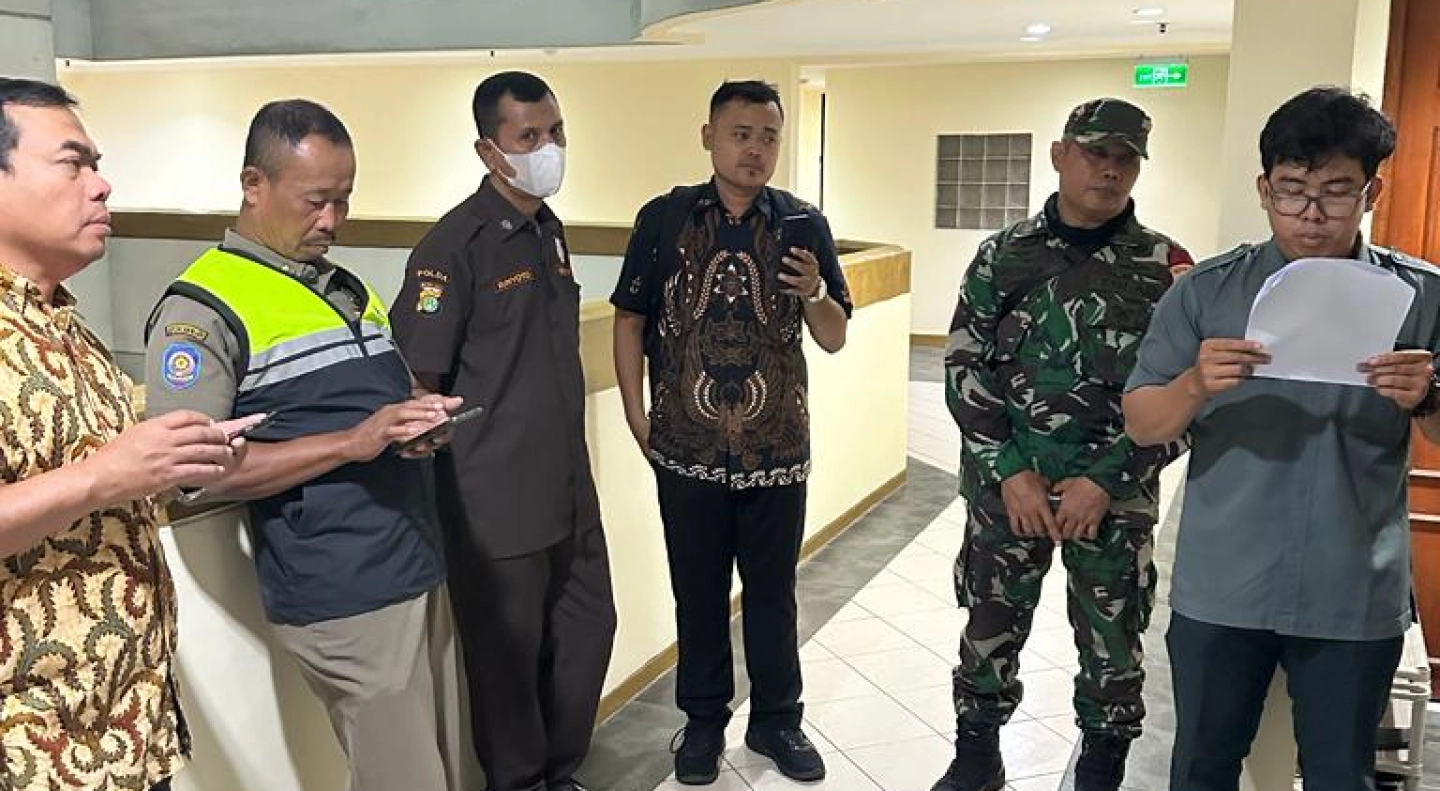 Pelaksanaan Sita Eksekusi Terhadap Aset Milik Nasabah Penerima Pembiayaan Peertopeer landing Fintech Syariah Oleh Pengadilan Agama Jakarta Barat